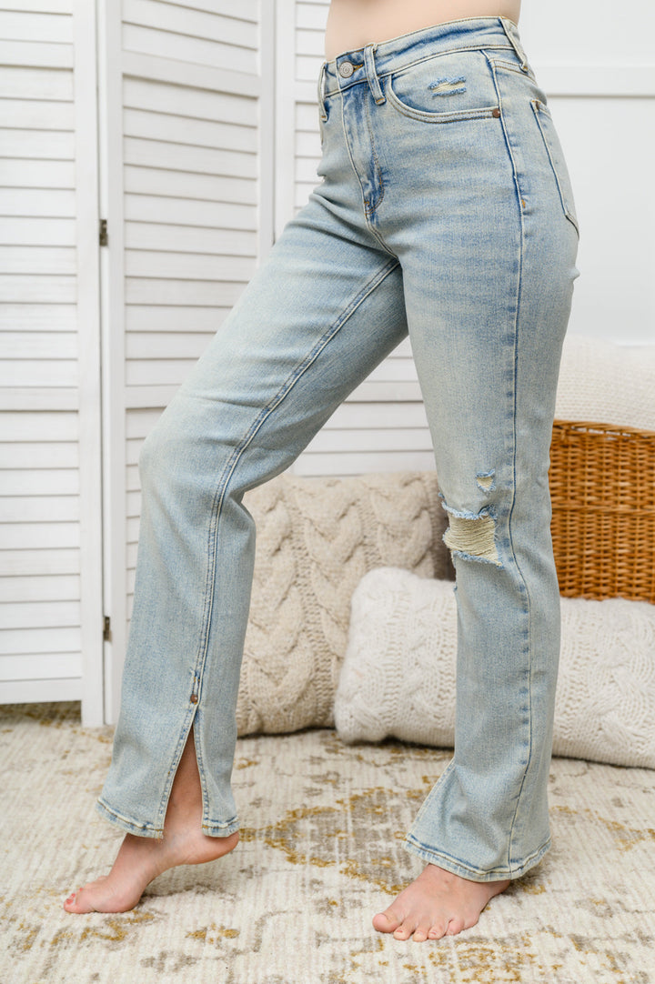 Meadow High Rise Straight Fit Destroyed Jeans