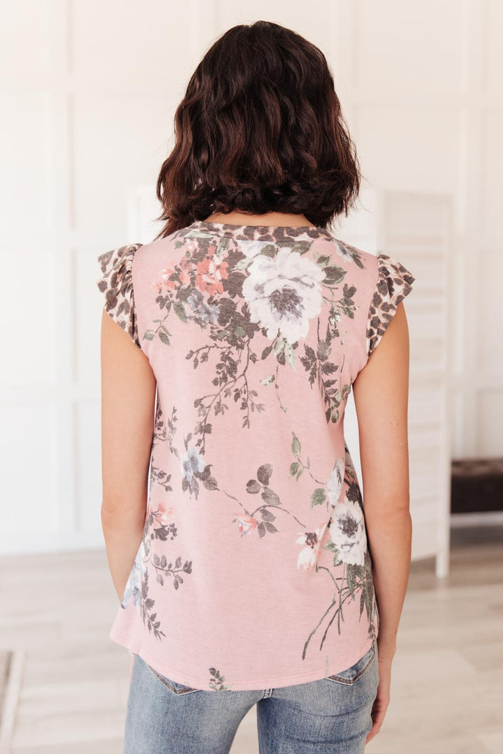 Floral Wild Side Lounge Top In Mauve